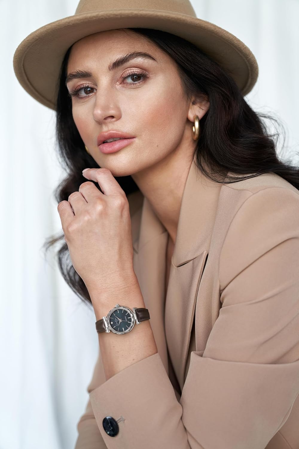 Jessica Simpson Diamond Collection Women's Watch, Classic Quartz, Leather Band, Round Faceted Crystal Face, Elegant Dress Watch for Women - Image 6