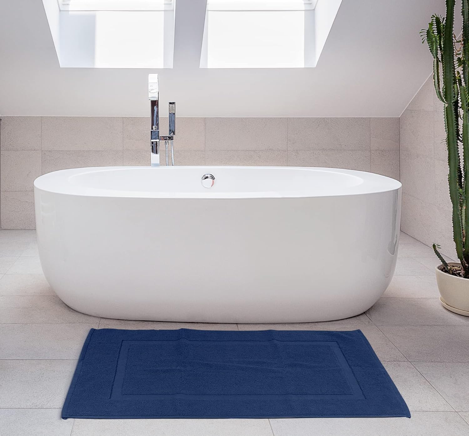 Utopia Towels Cotton Banded Rug, Bath Mats, Not a Bathroom Rug, 21 by 34 Inches, 100% Ring Spun Cotton, Highly Absorbent Shower Bathroom Floor Mat, Navy, 2 Pack