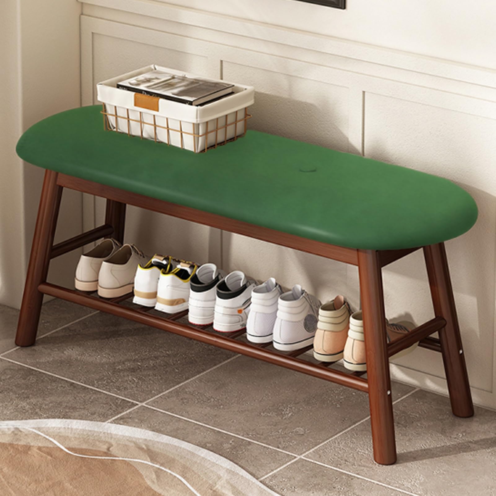 Banc à langer pour couloir qui résout le désordre des chaussures dans l'entrée de la maison