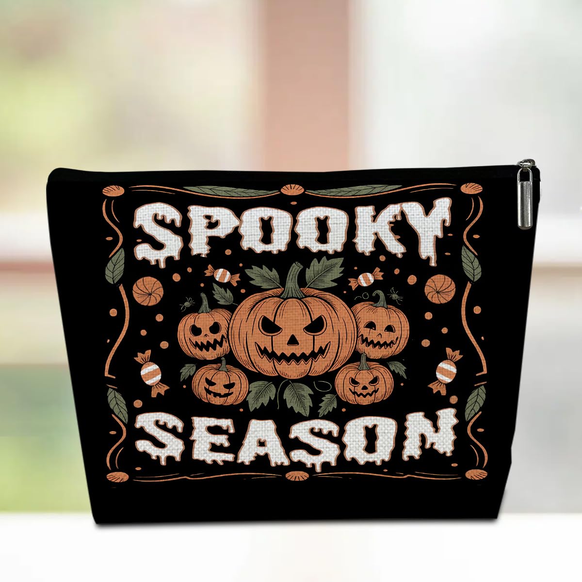 Halloween Pumpkin Makeup Bag, Lanterns & Candy Large Capacity Makeup Case Organizer Cosmetic Bags, Portable Pouch Purse Travel Essentials Toiletries Accessories, Travel Birthday Gifts for Women
