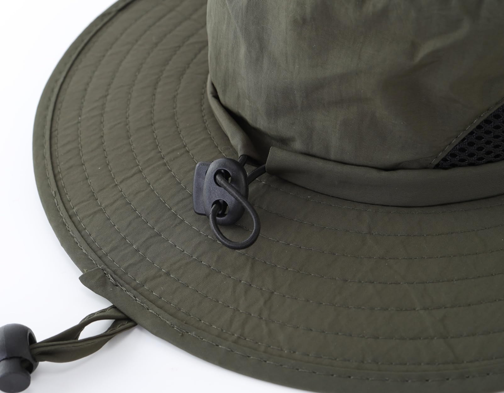 Chapeau de soleil réglable en maille à large bord pour enfants avec protection UV