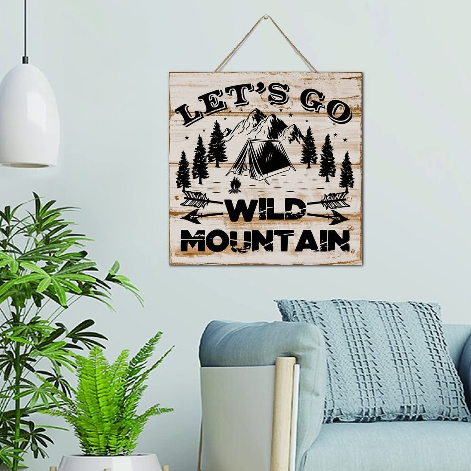 Plaque en bois rétro Let's Go Wild Mountain en bois fin de 30 cm