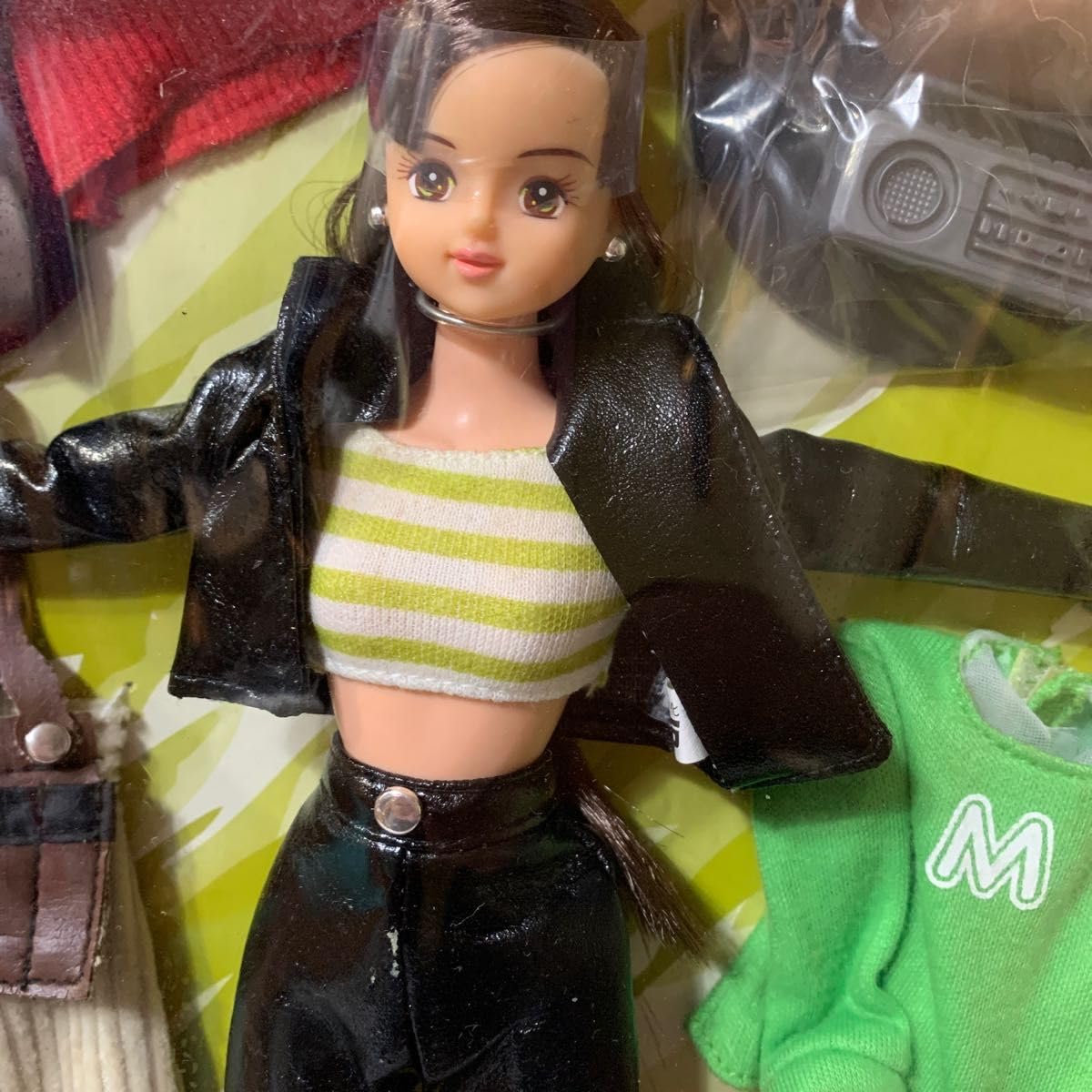 Amazon | ドール ミツキ ストリートポップ スーパーアクションジェニー