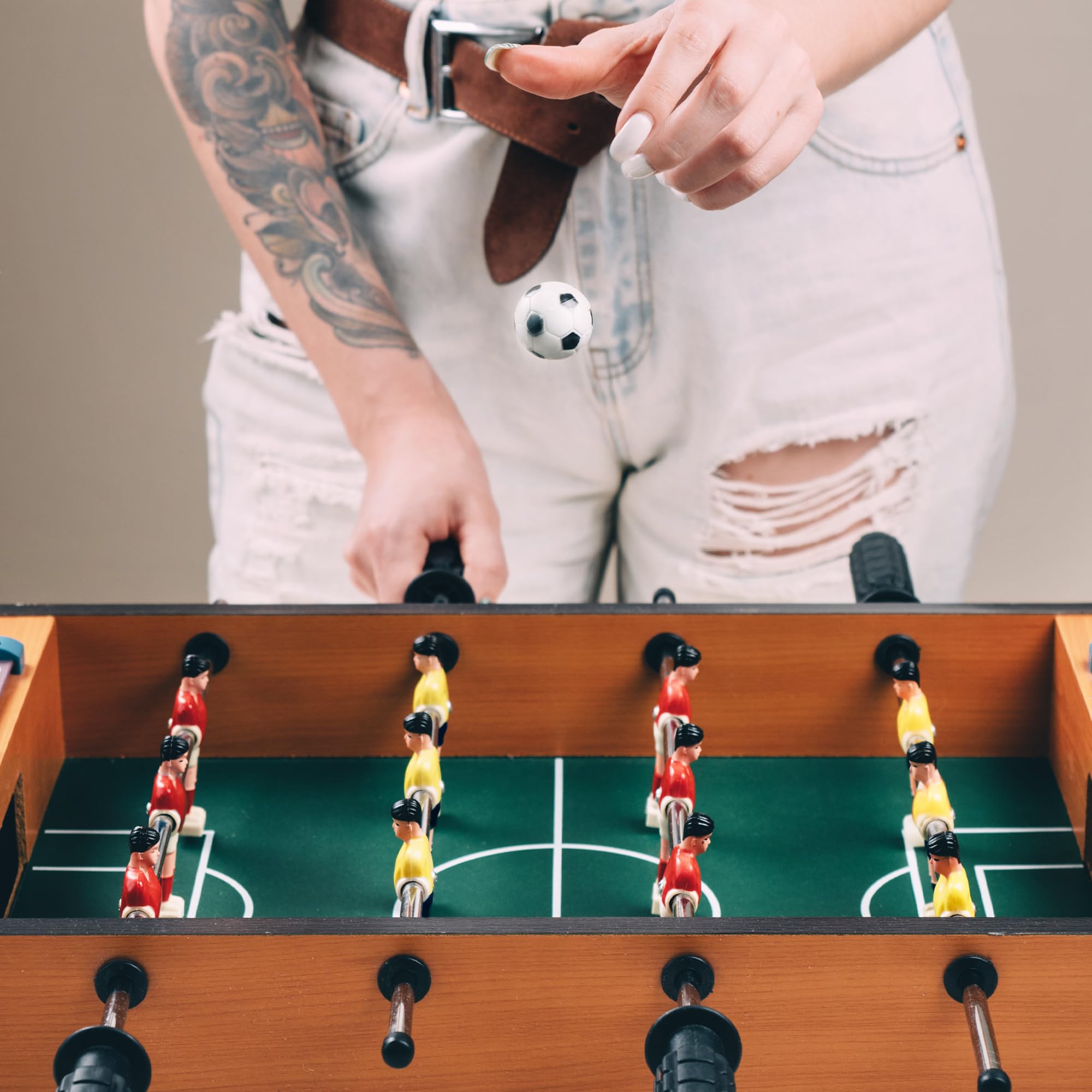 FISHTEC Mini Babyfoot de Table avec 4 Barres et 2 Balles - Jeu de bistrot Convivial et Format Compact pour Enfants et Adultes - Idéal pour Loisir intérieur et soirées Amis