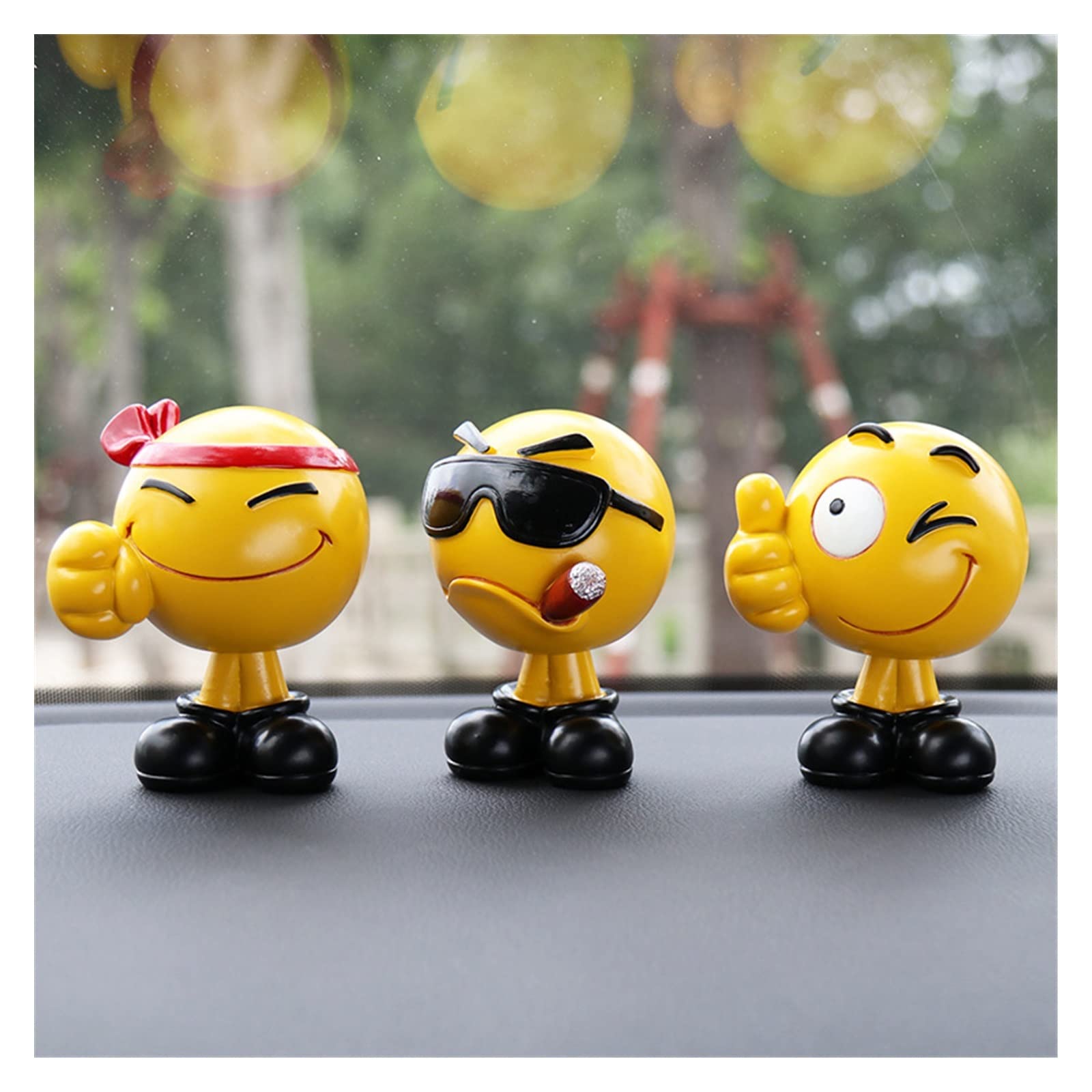 1 Uds. Ajuste de coche for la decoración del vehículo de la personalidad, paquete de muñecas con cabeza móvil creativa, muñeca que sacude los dibujos animados, accesorios interiores for automóviles (