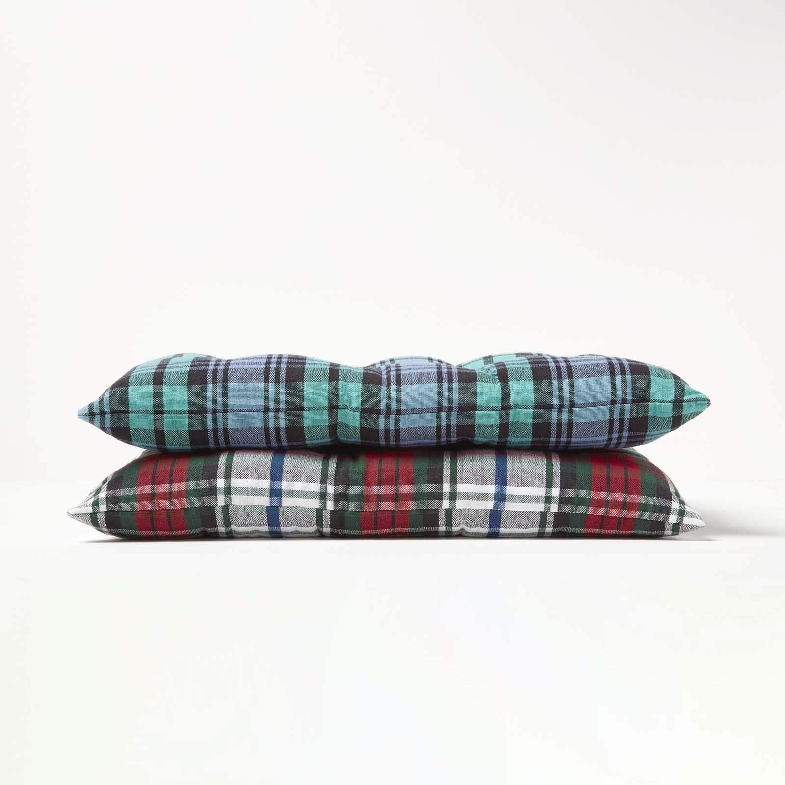 HOMESCAPES Cuscino quadrato per sedia 40 x 40 cm, set di 4 cuscini per sedia trapuntati in cotone, plaid scozzese rosso