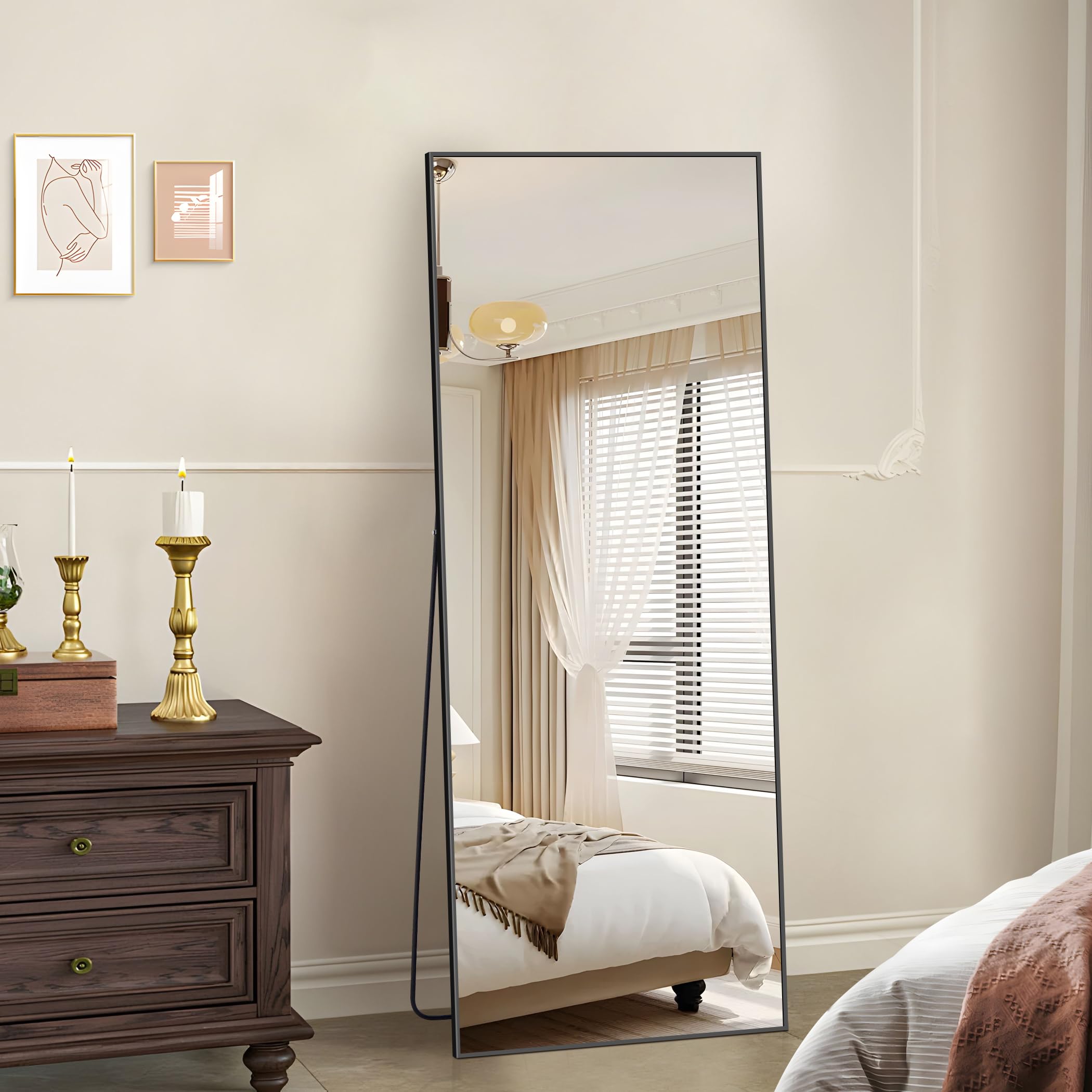 KOCUUY Specchi da Parete Rettangolare 60x165 cm, Specchio da Parete Decorativo Nero Con Cornice In Metallo, Grande Specchi da Appendere Per Soggiorno, Camera da Letto, Corridoio Specchio da Appendere