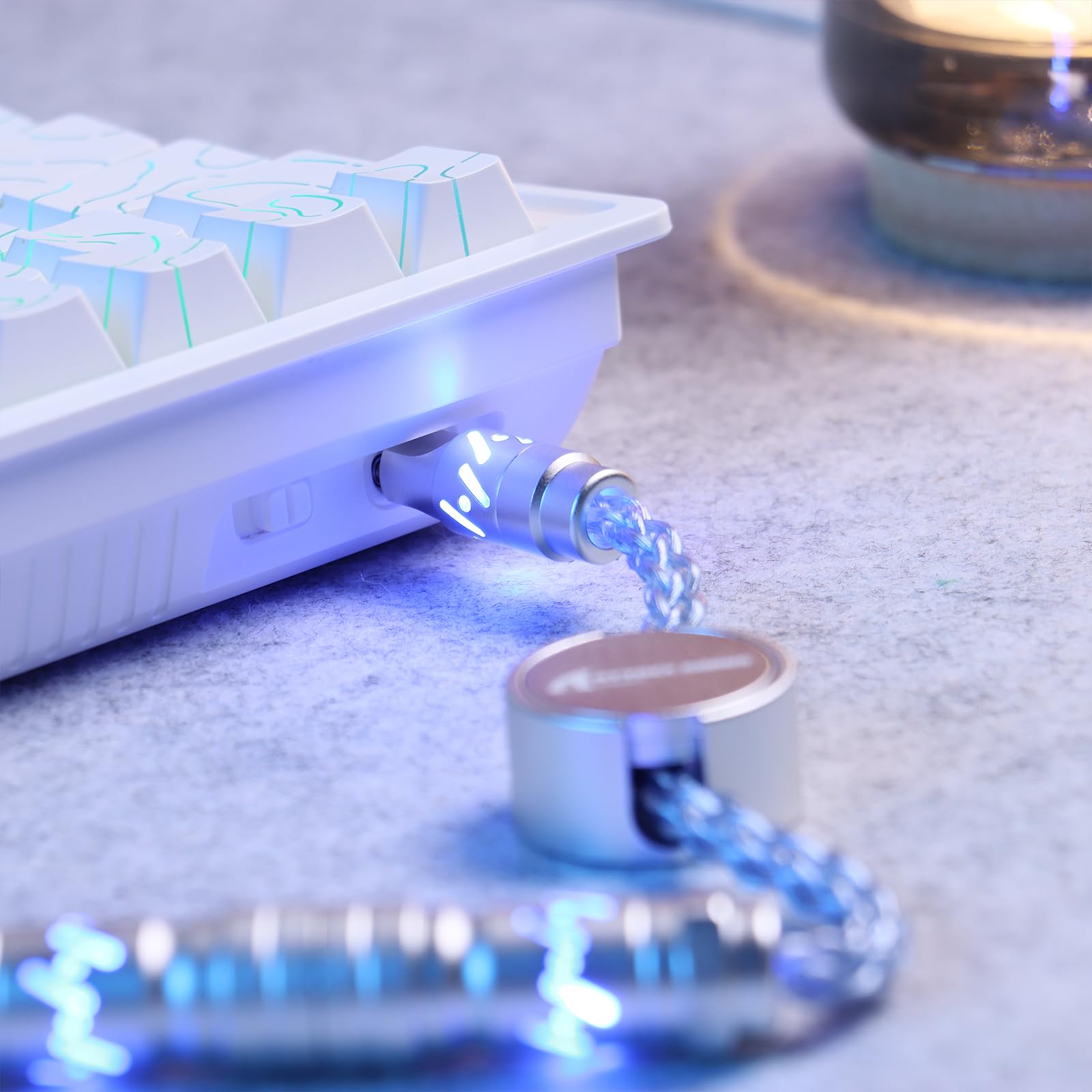 ATTACK SHARK C07 Cable de aviador trenzado personalizado con RGB iluminado, conector de aviación de 5 pines, USB-A a tipo C, placa magnética CNC desmontable para cargar teléfonos, teclado magnético de