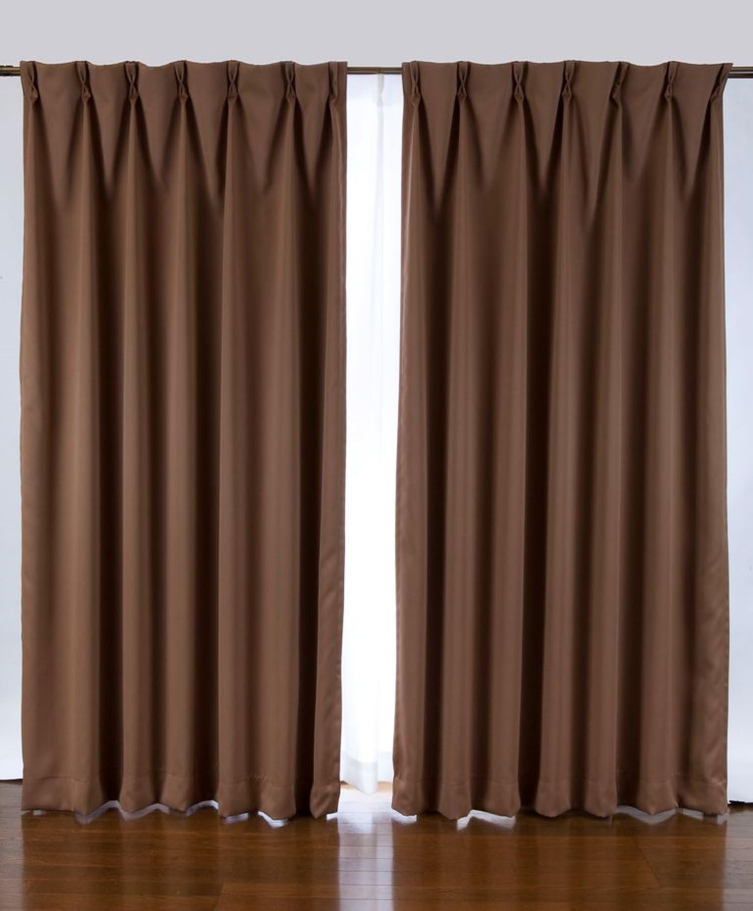 Amazon｜1級遮光カーテン 1枚入り ブラウン巾200X丈230