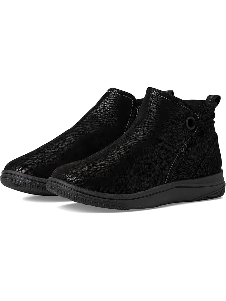 Black Clarks Breeze Derby