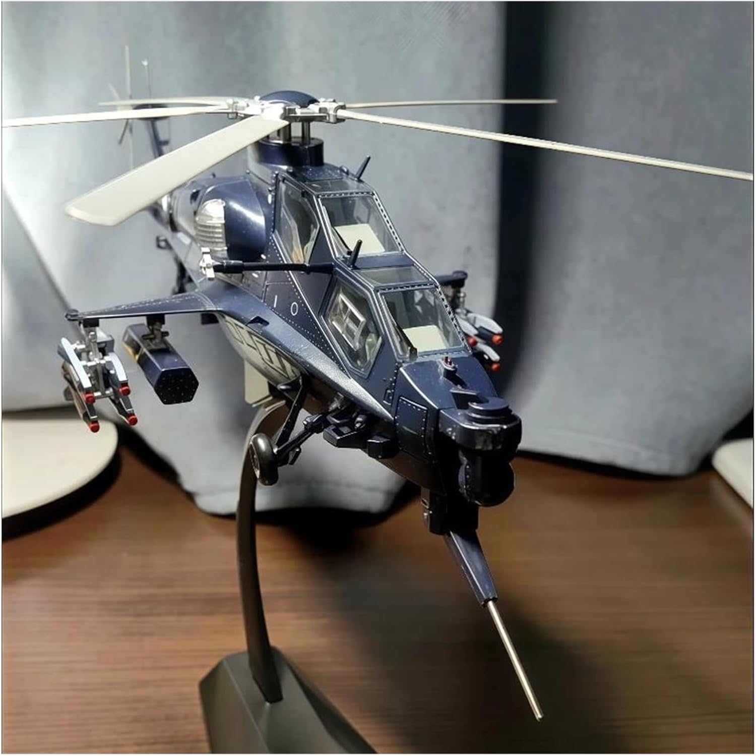 1: 48 for Z-10 Armed Helicopter Alloy Model Collection of Armed Combat Aircraft Ornaments Scale Metal Airplane