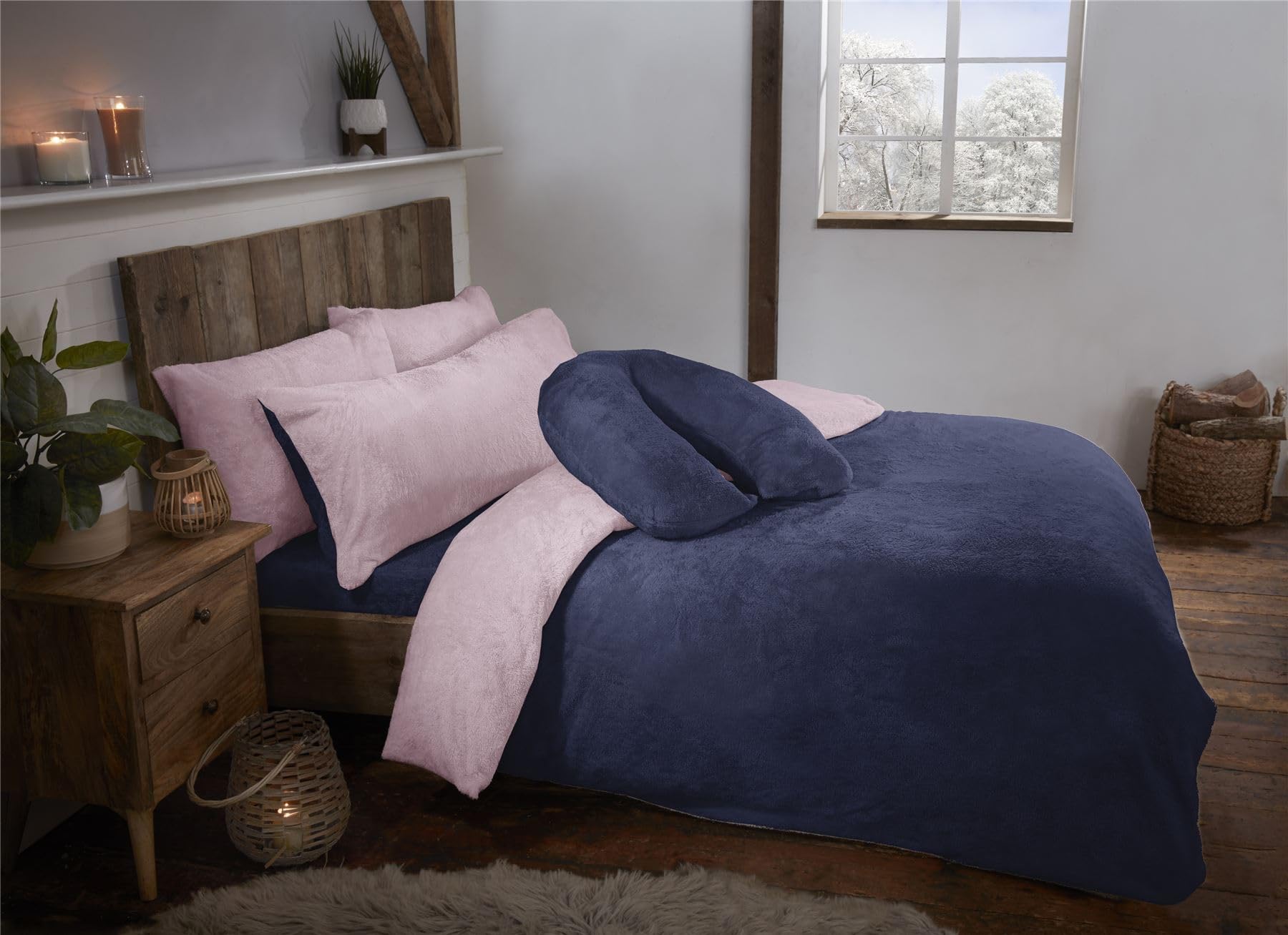 Littens Luxury Blush Pink & Navy Blue Reversible Teddy Fleece Fur Soft Cosy Double Bed Size Duvet Quilt Cover Set Including Pillowcases, Thermal Warm, Energy Efficient (200cm x 200cm) โ image 1