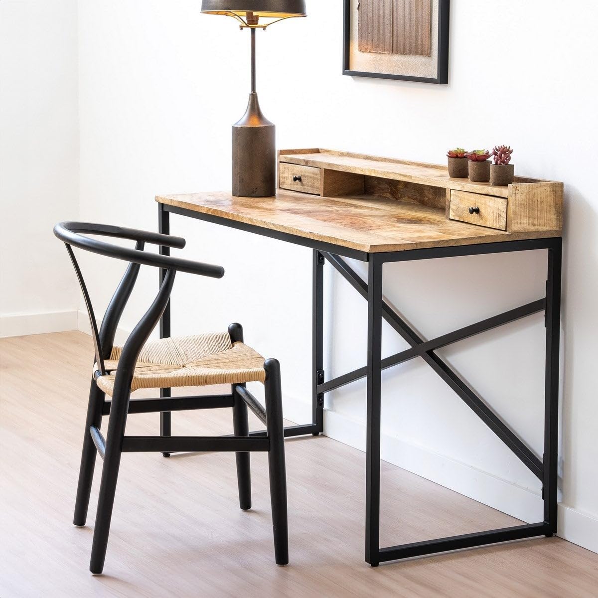 LOLAhome - Pack de 4 sillas de Comedor Ming de Madera de Olmo Color Negro con Asiento de Cuerda de Fibra de Papel en Tono Natural