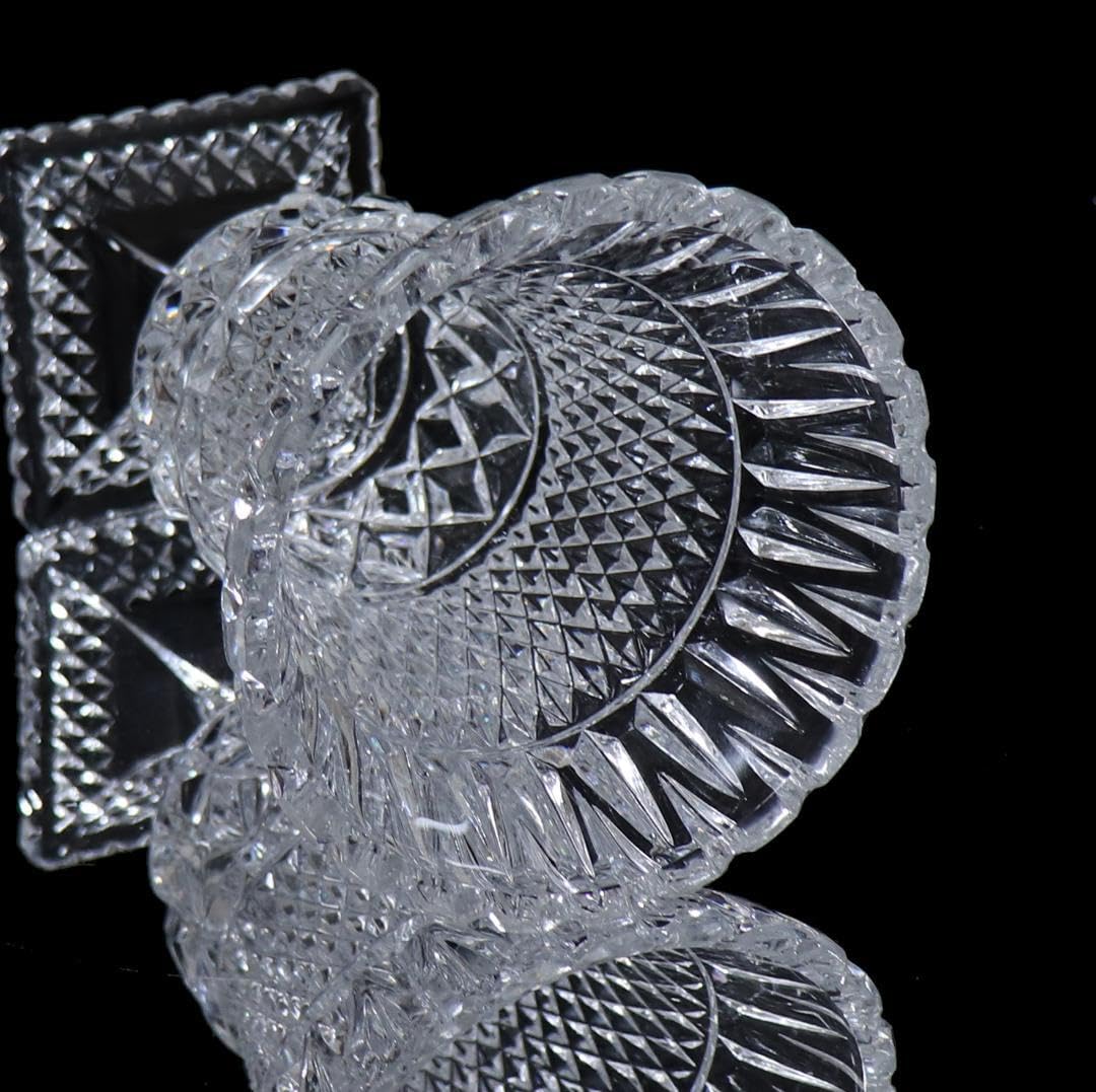 オールド・バカラ 1900年頃 メディチ 切子 花瓶 ディアマン ビゾー カレ オールド・バカラ 1900年頃 メディチ 切子 花瓶 ディアマン ビゾー カレ