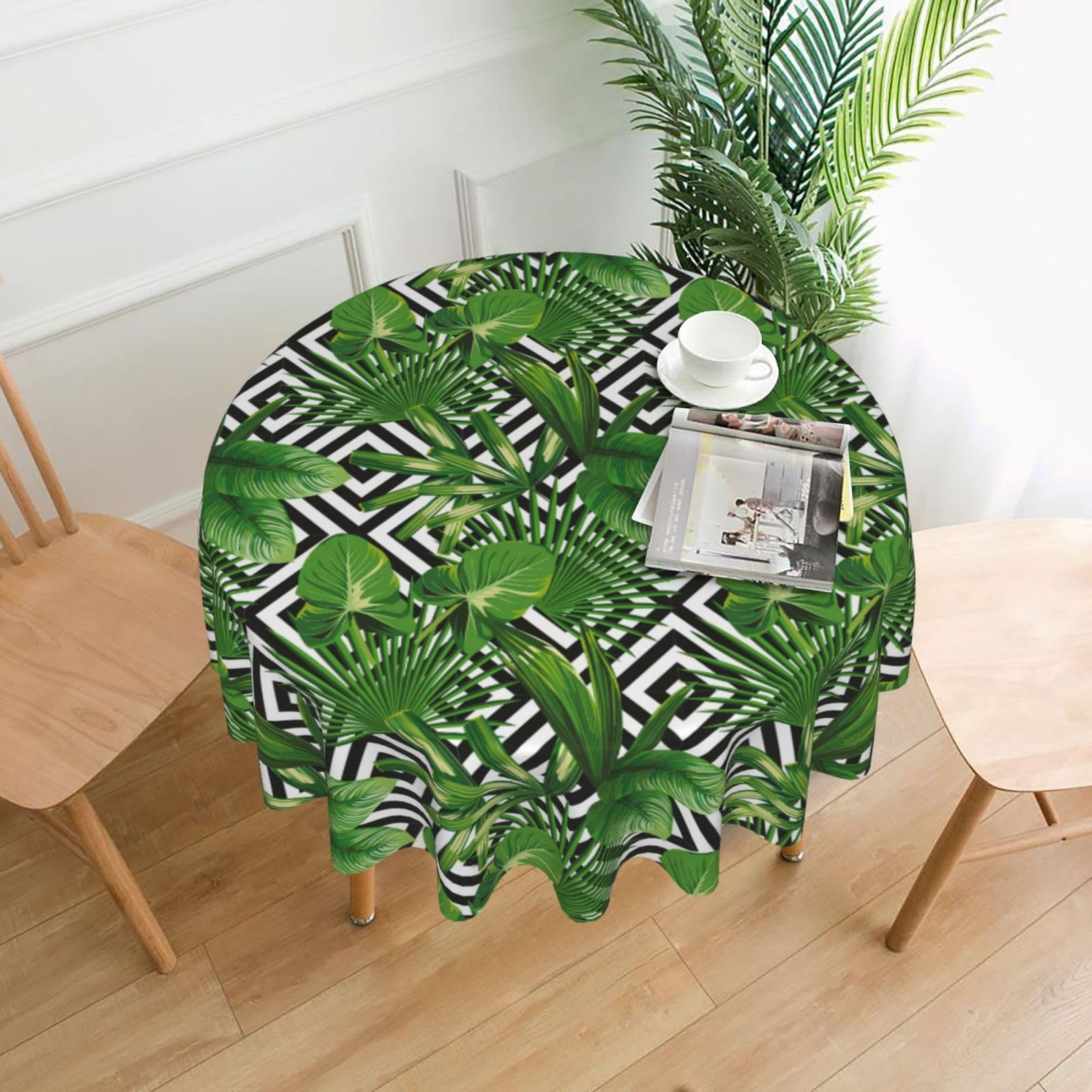OXbnmm Green Leaves of Palm Tree Tropical Plant Print Soft Round Tablecloth 60in Polyester Washable Cover Cozy Gift for Mom Housewarming