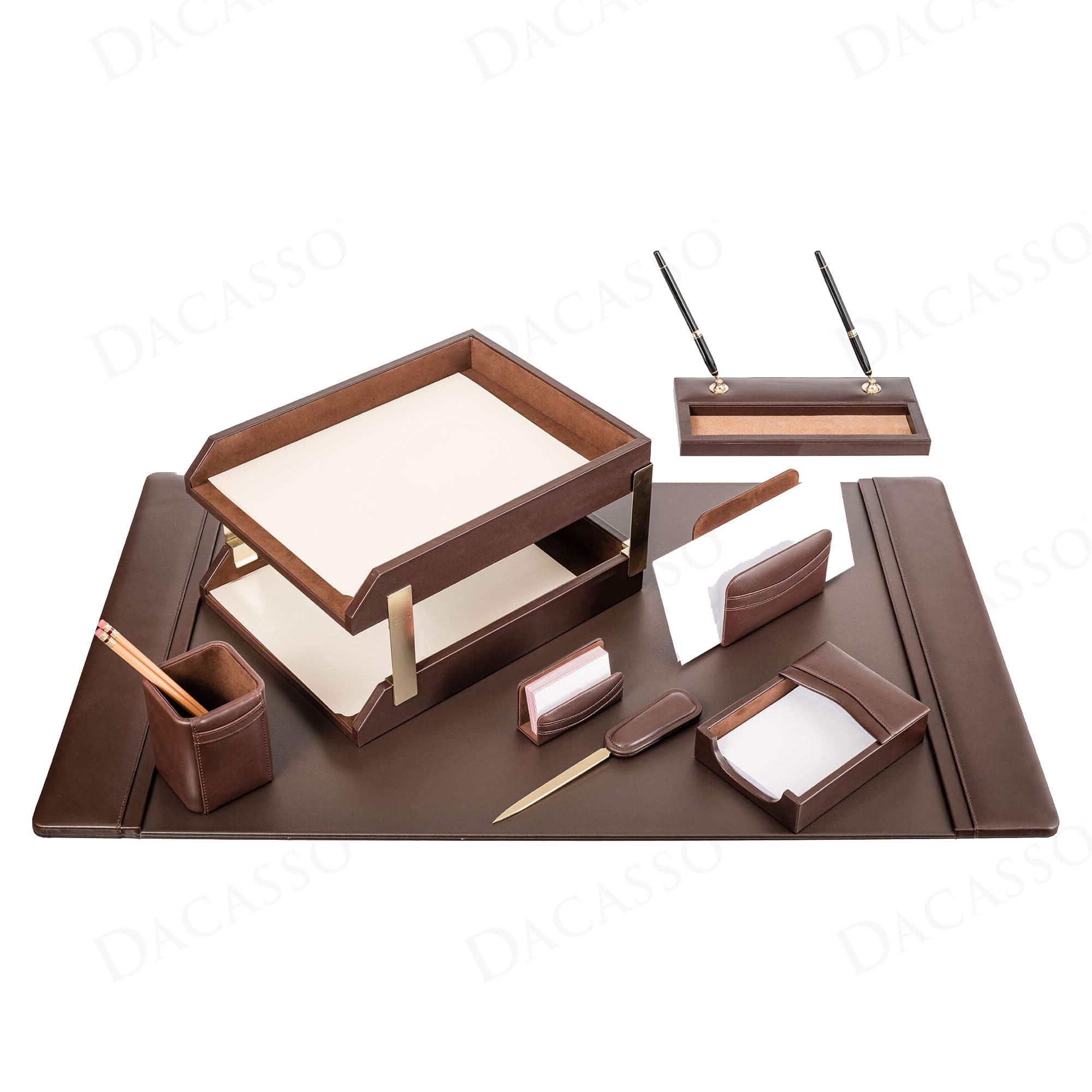 Dacasso Set di accessori da scrivania in pelle marrone cioccolato, 10 pezzi, decorazione da scrivania, 86,4 x 50,8 cm, tappetino in pelle e elementi essenziali per l'organizzazione della scrivania