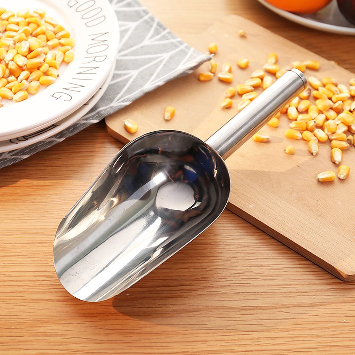 Lot de 2 passoires à Farine avec Une cuillère à Farine Fine en Acier Inoxydable argenté Netto Tamis à Farine Tamis à pâtisserie en Forme de Poudre 40 Mailles (15 cm + 20 cm)