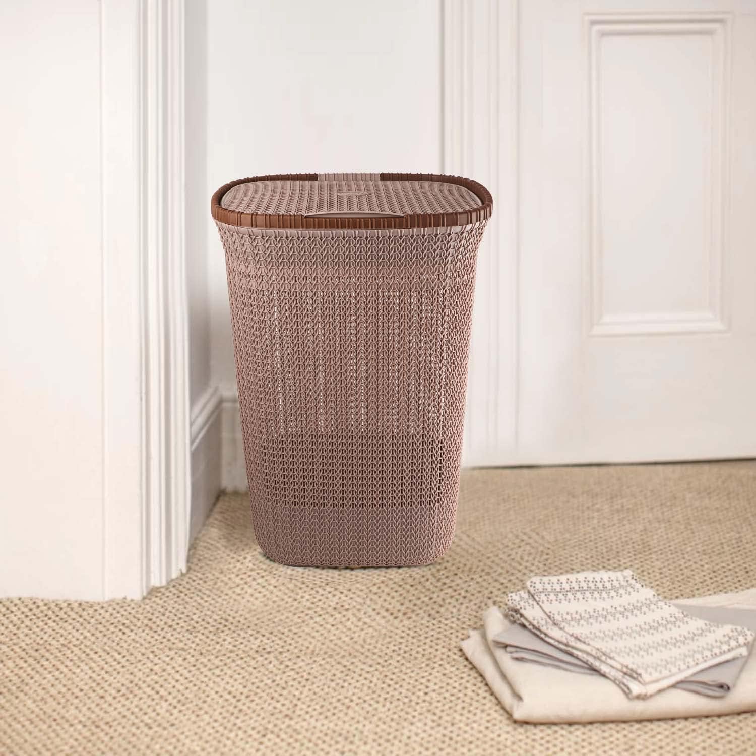 Cello Creta 50 Litre Plastic Laundry Basket with Lid, Beige