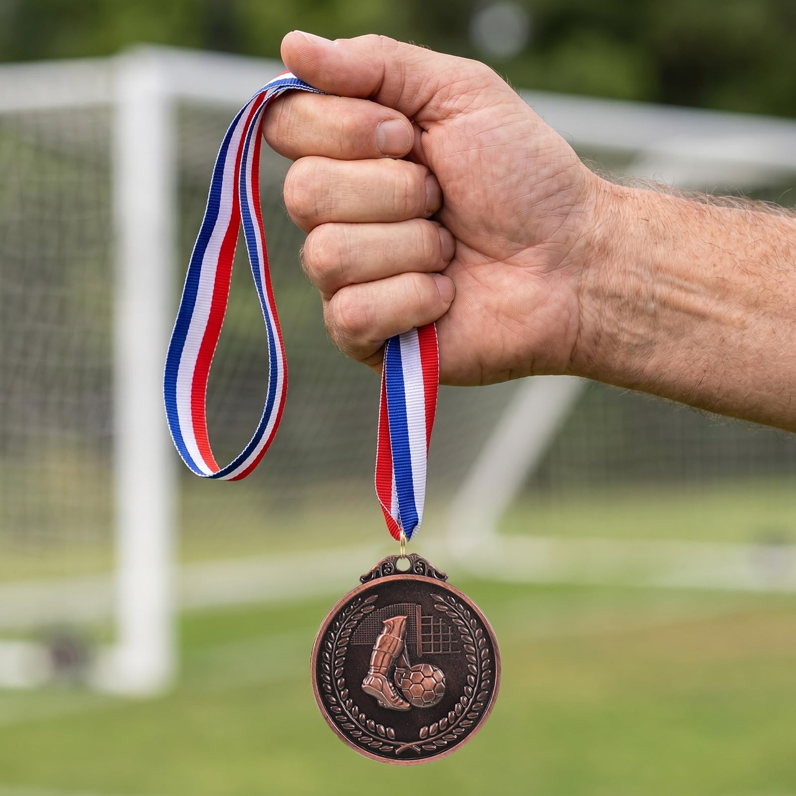 Kisangel 12 medallas de fútbol Juvenil, Premio Dorado para Partidos de fútbol, ​​medallas de participación, premios para el día del Deporte, trofeos para torneos Deportivos, Regalos para los
