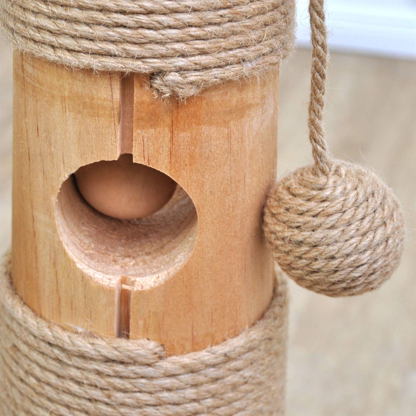 VOSS.PET Katzenkratzbaum Stacy Katzenkratzturm mit Juteseil und Spielzeug
