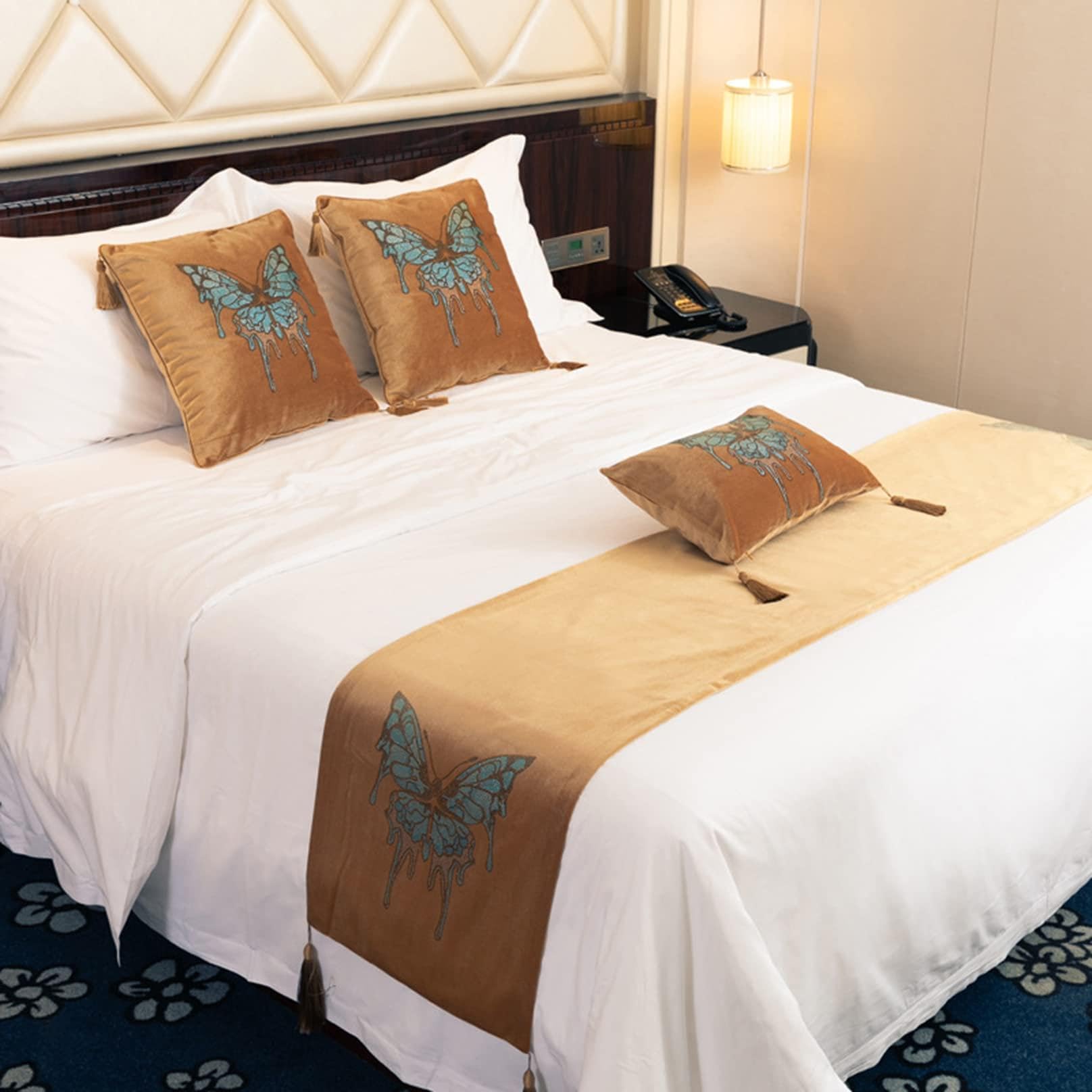 Bettläufer mit Schmetterlingsmuster und Quaste, Samt, glatter Bettschutz, Schonbezug für Hotel, Gold, 45 x 180 cm, Bettläufer für 1,2 m Bett