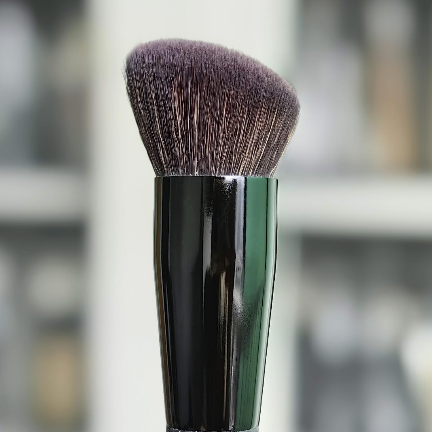 Round Slant Liquid Foundation Makeup Brush | For Natural Flawless Buffing Blending Thick Creams Makeup
