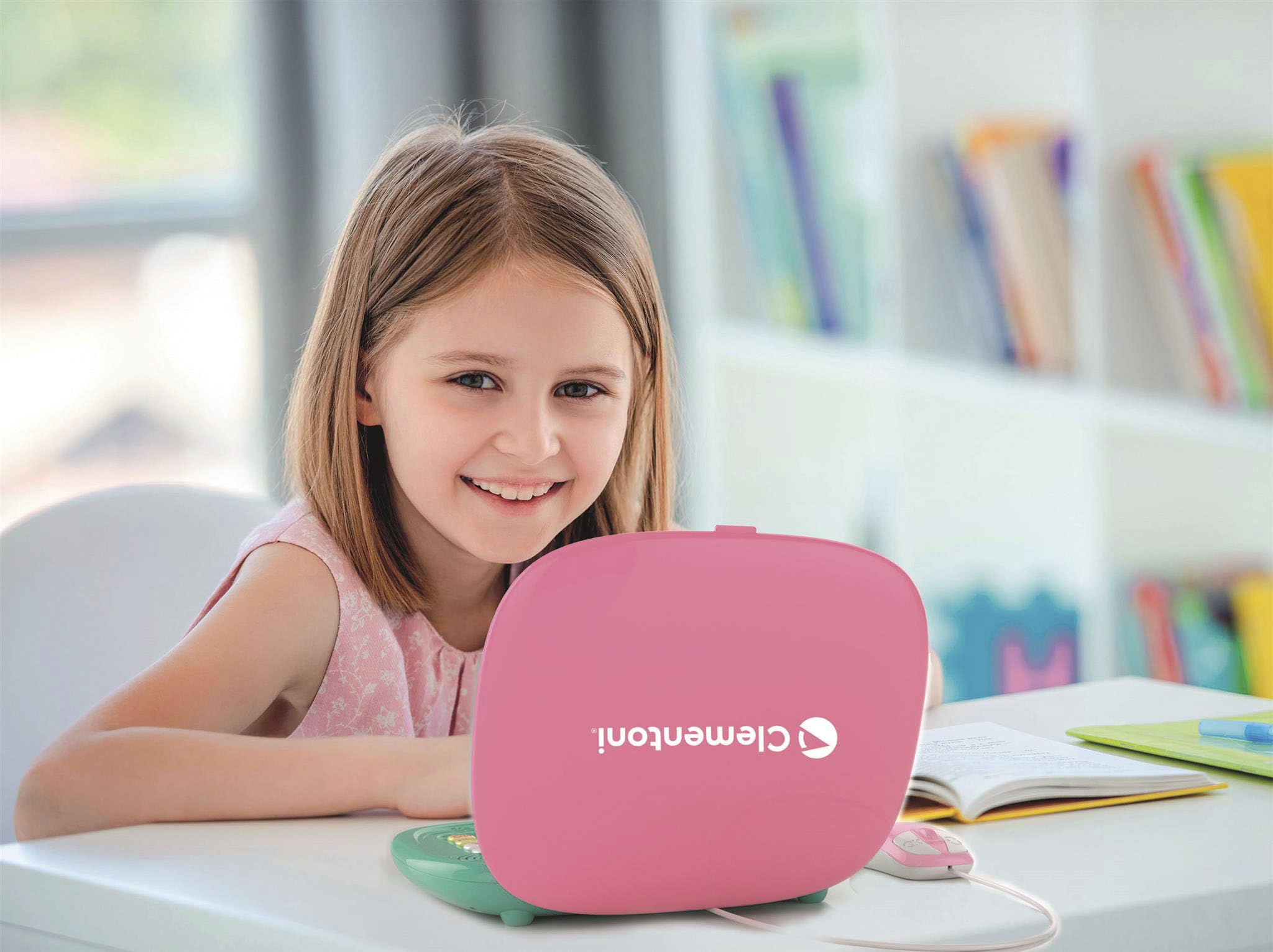 Clementoni Sapientino - Il Mio Primo Computer Pink, Gioco Educativo Interattivo Bambini dai 5 Anni, 35 Attività, Impara Lettere, Numeri, Logica, Musica, con Mouse e Schermo LCD, Lingua Italiana, 16657
