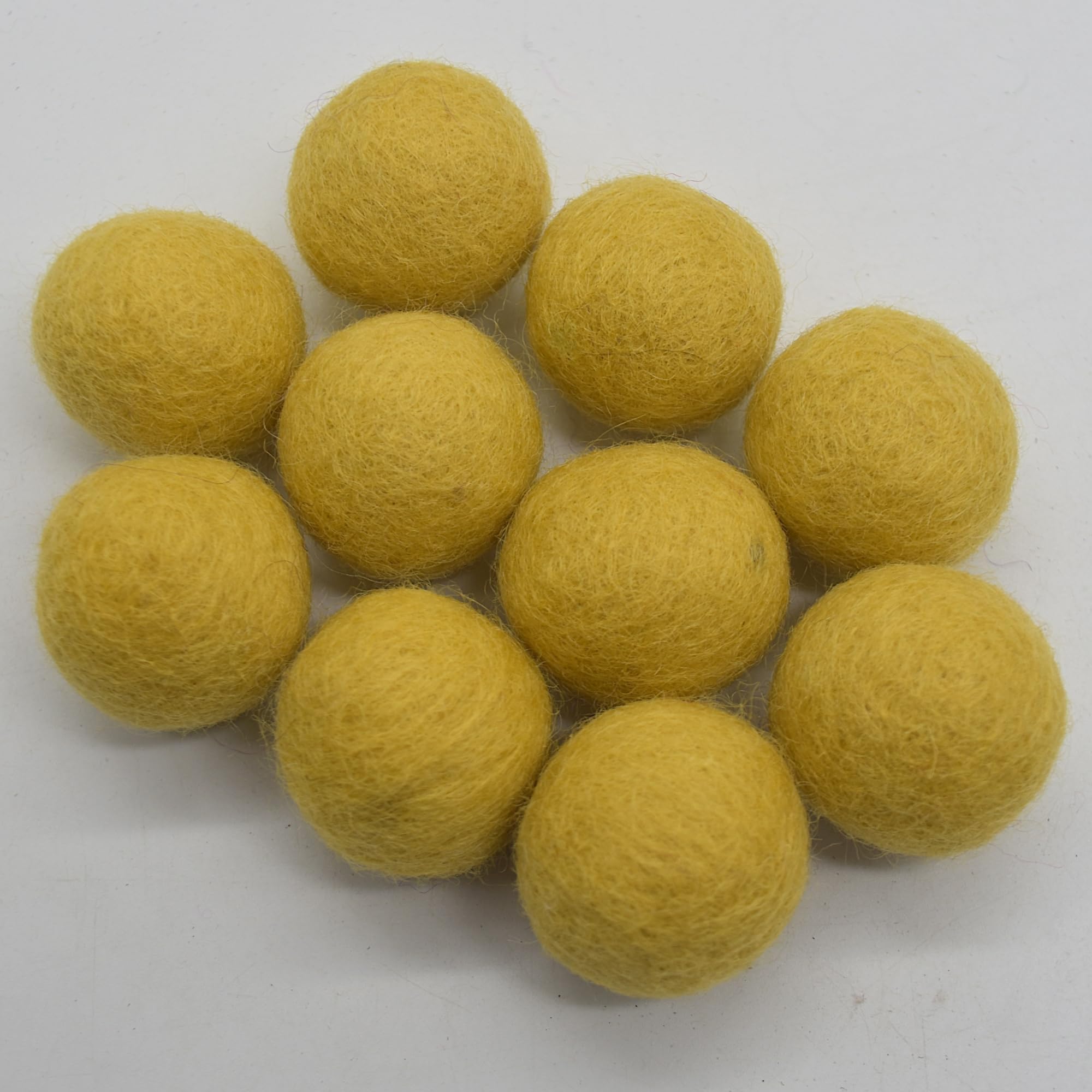 Oriental Direct based in Yorkshire 100% Wool Felt Balls - 5 Felt Balls - 3cm - Light Mustard Yellow
