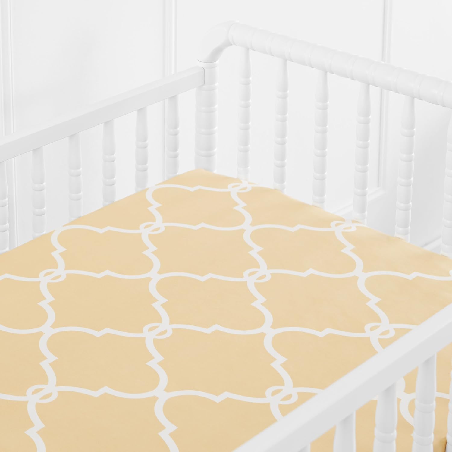 Amazon Brand – Pinzon 300 Thread Count Cotton Percale Fitted Mini Crib Sheet Baby Bedding, Lattice Straw