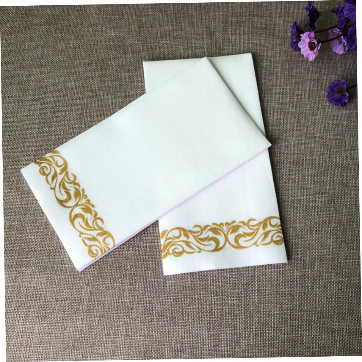 50 Stück Goldene Papier servietten mit Blumenmuster Einweg tischservietten für Hochzeit Party Festliche Stilvolle Dekoration für Empfang und Feier