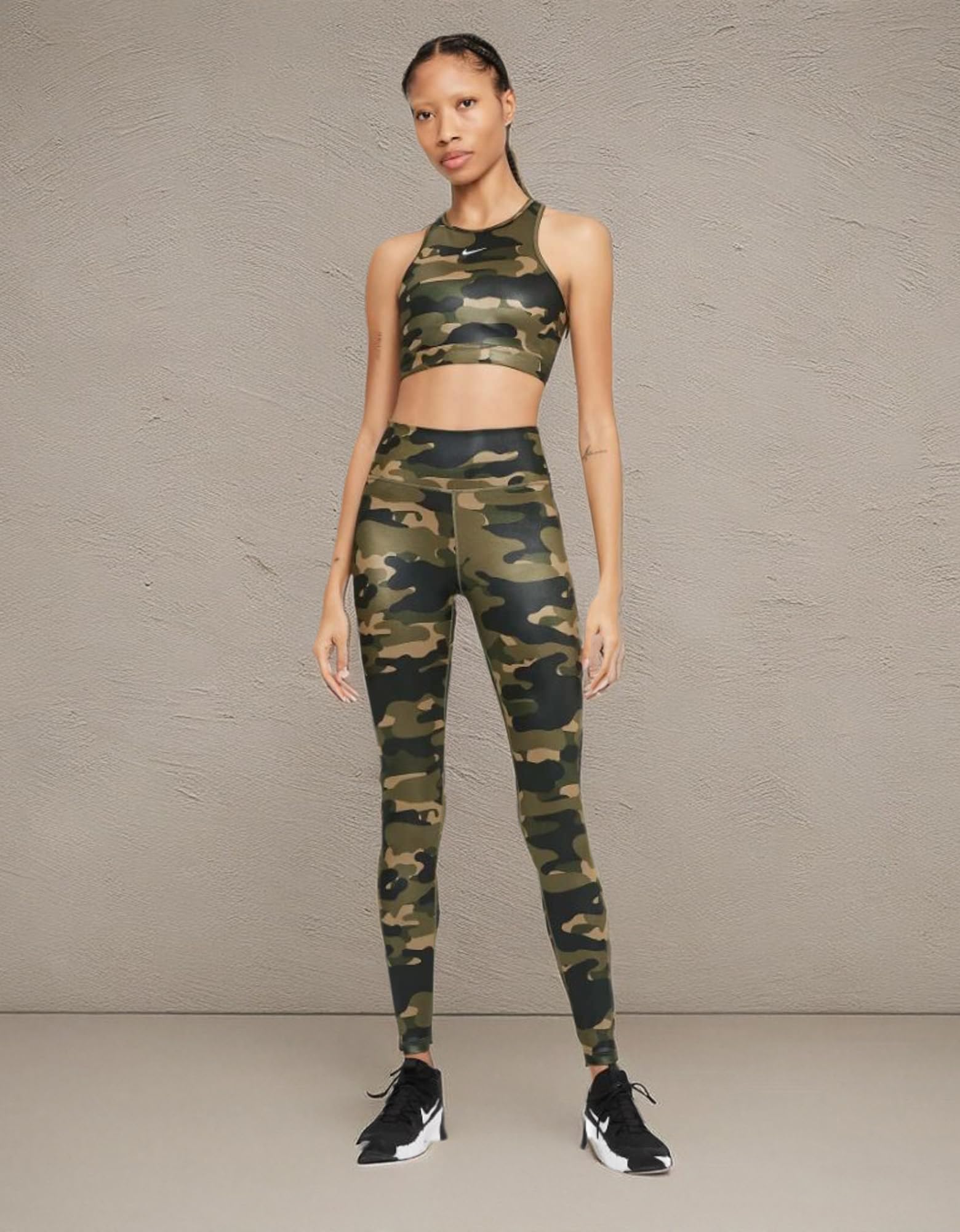 Nike Dri-FIT One damskie legginsy moro Mid-Rise, Olive Green/White, S