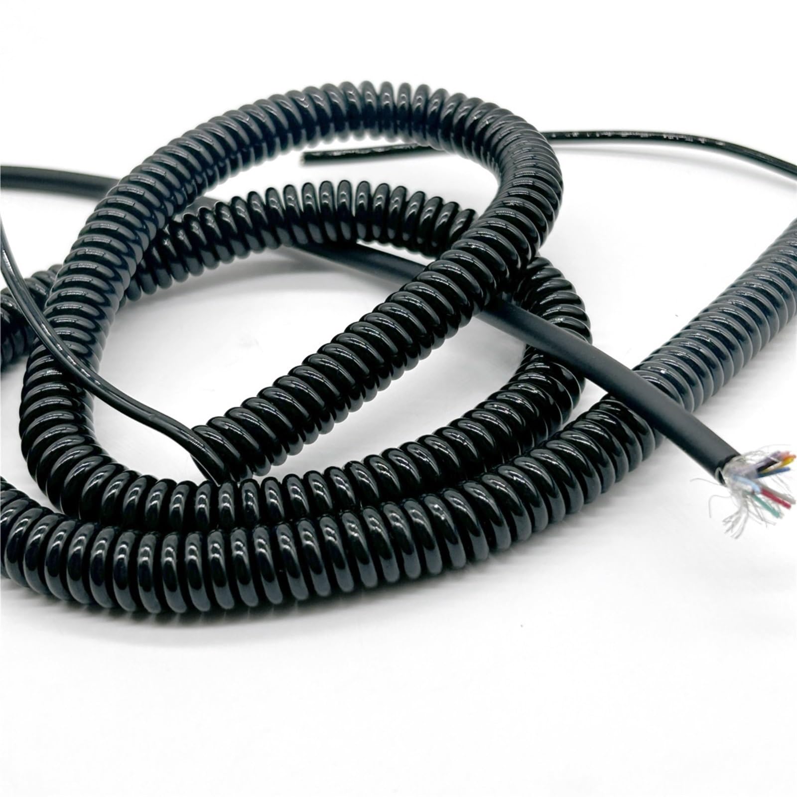 Zwinięty, kręcony, wielożyłowy kabel sieciowy 6 żył 24AWG 0,2 mm² czarny