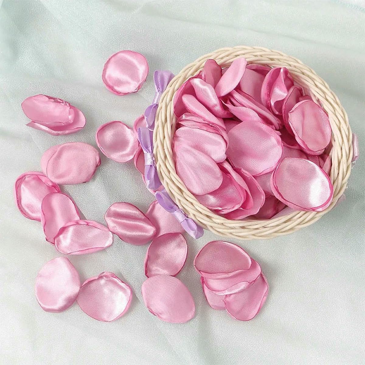 Pétalos de rosa artificiales para decoración nupcial de mesas en San Valentín