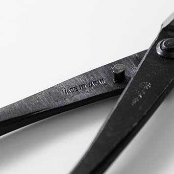 Wazakura Hand Forged Bonsai Cutter, Made in Japan, Japanese Gardening Tool for Bonsai Branch, Trunk, and Root (Straight Edge)