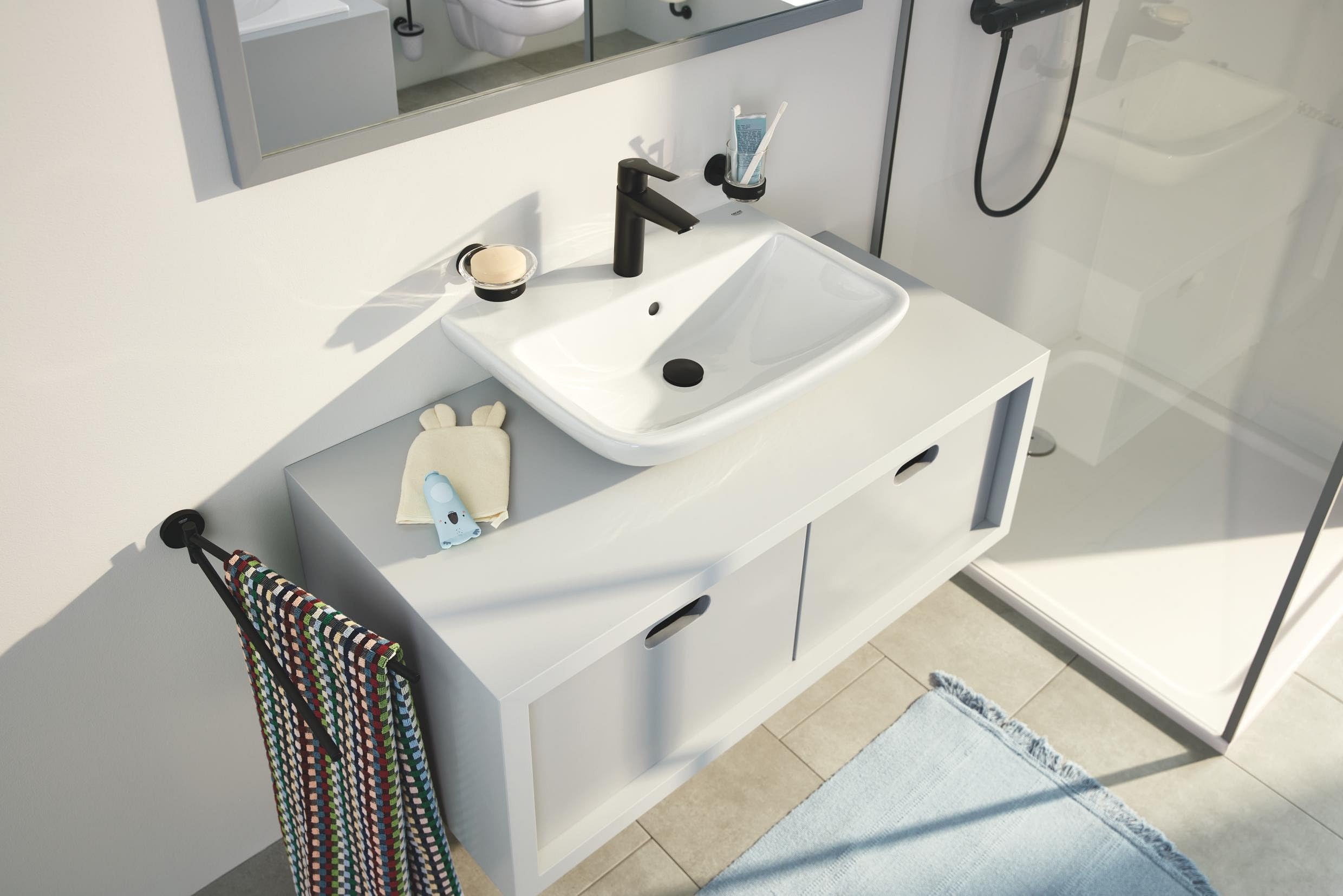 GROHE Start, Waschtischarmatur, wassersparend (Wasserhahn für das Bad, Badarmatur mit Pop-Up Ablauf, 19cm hoch, mit 3in1 Werkzeug, einfache Installation am Waschbecken), schwarz, 242042432