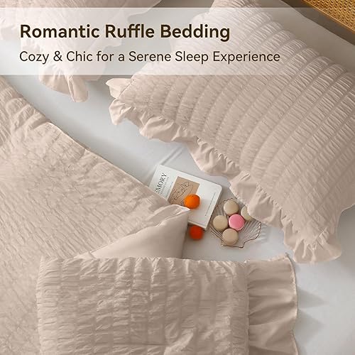 Miniatura 246 de JOLLYVOGUE - Juego de edredón tamaño queen, de 3 piezas, estilo seersucker, ligero y esponjoso para todas las estaciones, con 1 edredón con volantes