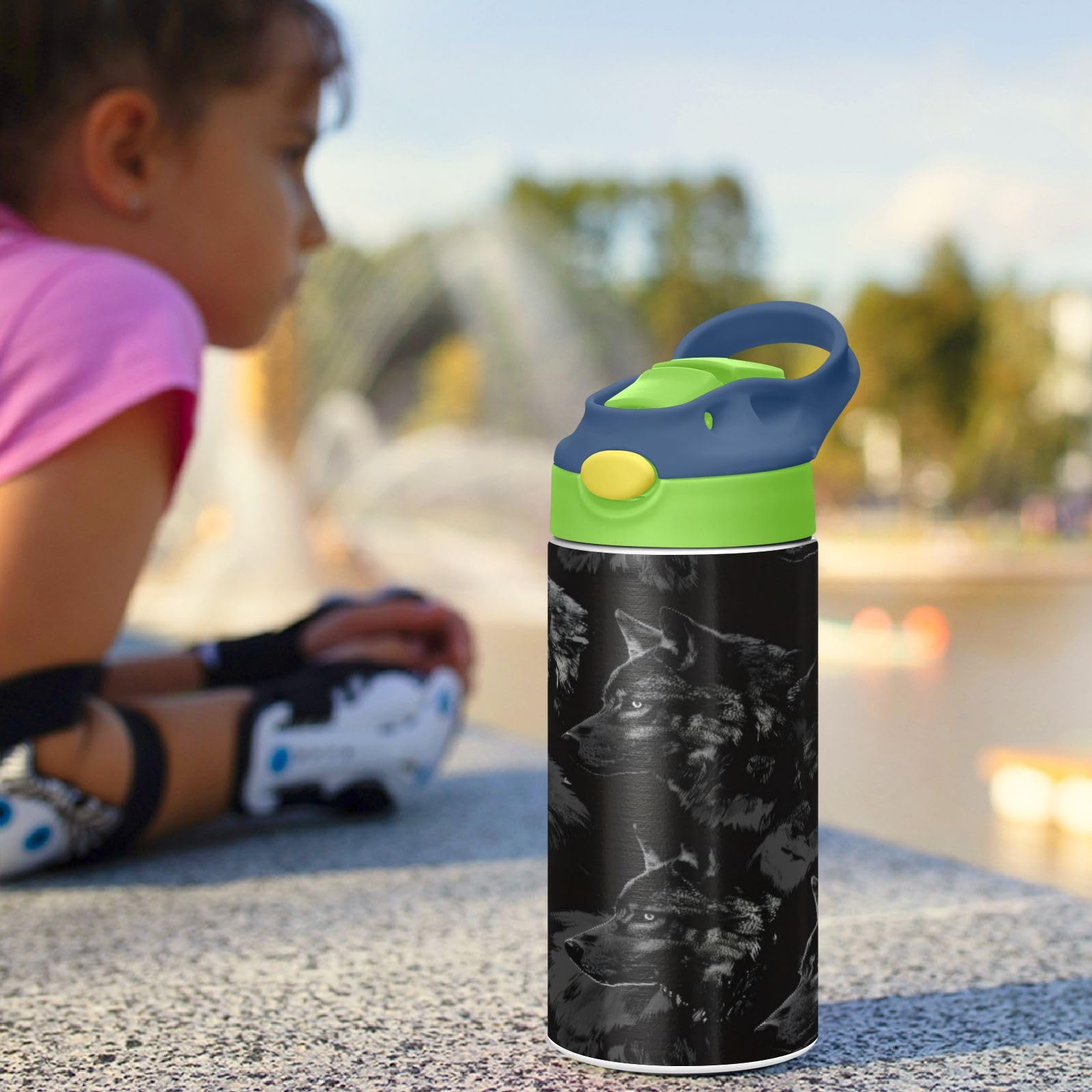 Step By Step Botella De Agua De Acero Inoxidable Con Aislamiento Sky Rocket, Azul Y Negro