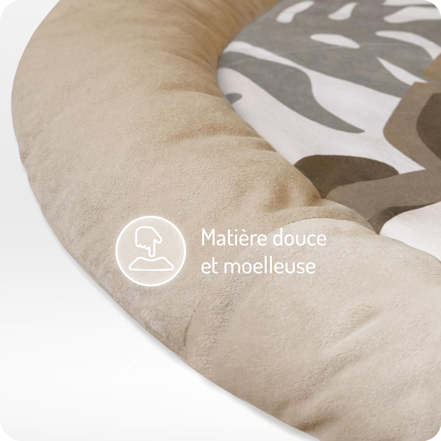 MoMi LUANI Arche de jeu avec tapis d’éveil, Ø 72 cm (à l'intérieur), rebord de 10 cm de haut, 6 jouets lavables: miroir, jouet couineur, girafe en peluche avec hochet, deux anneaux de dentition
