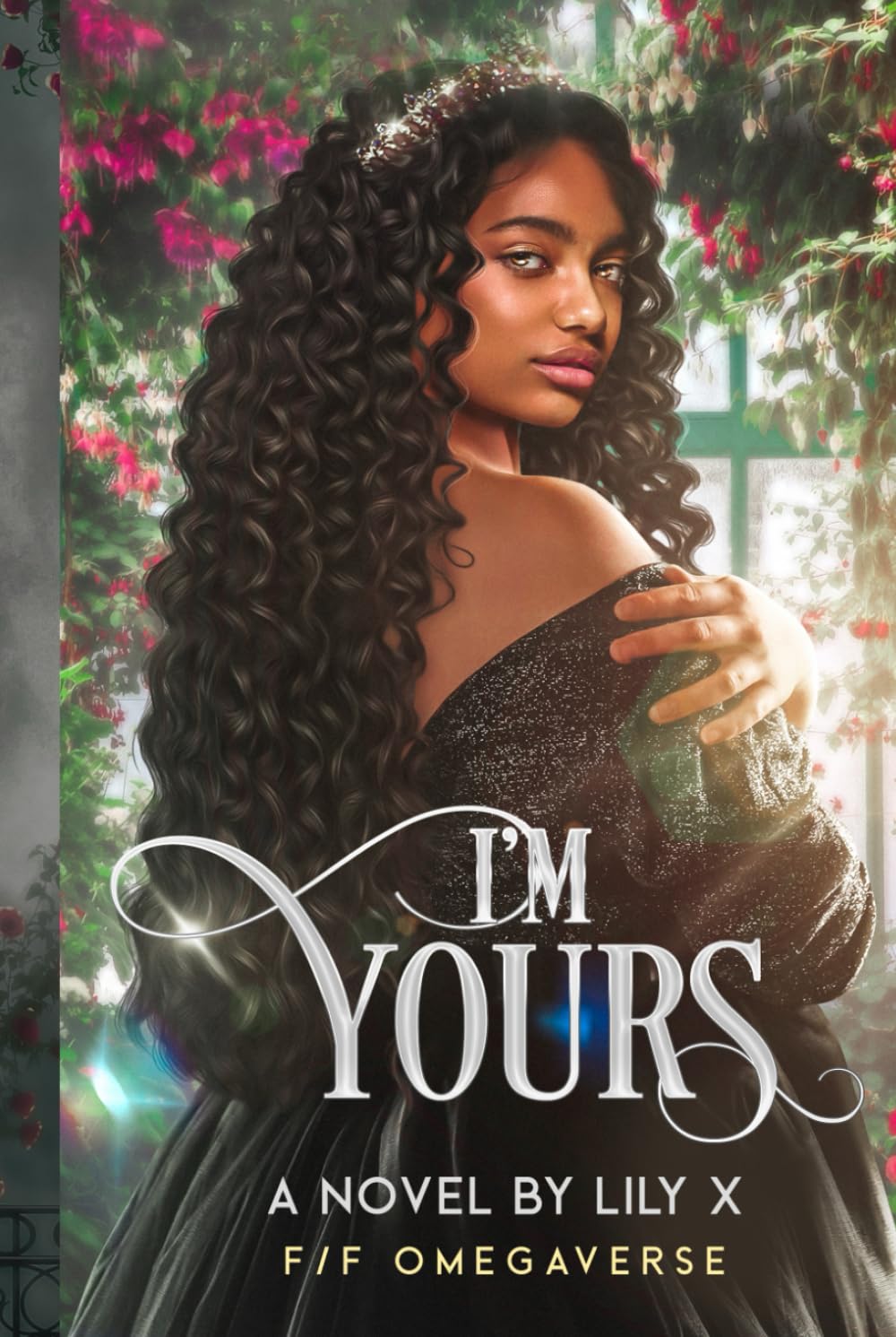 I'm Yours - Lesbian Omegaverse Polyamorous Fantasy Romance (Seventh Star Series)