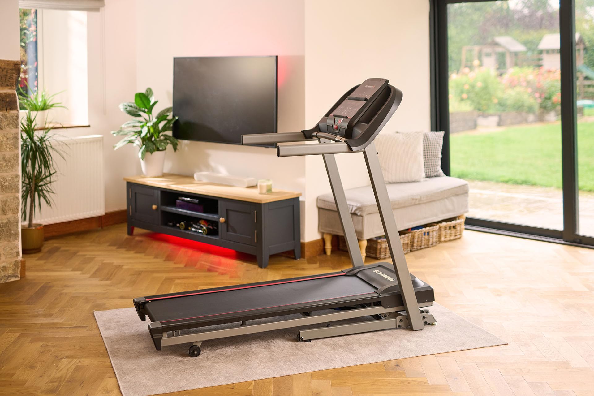 Schwinn Laufband Serie – elektrisch klappbar mit Bluetooth FTMS, kompatibel mit JRNY, Zwift & Kinomap – bis zu 18 km/h, SoftDrop, leise für Zuhause