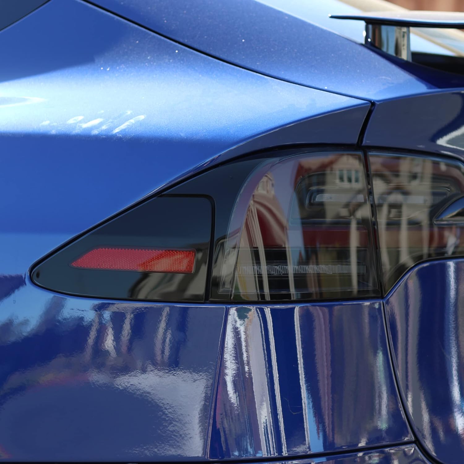 Tail Lights Smoke Tint PPF for Tesla Model X 2022 +, Light Smoke 70 VLT/Smokey