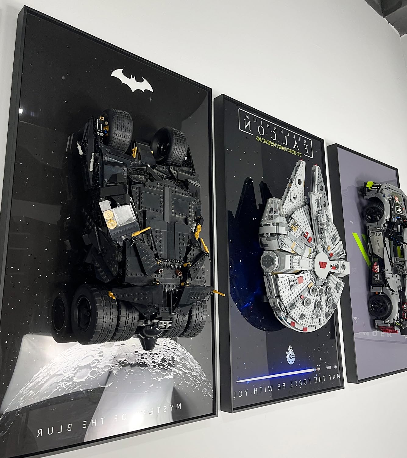 Cadre d'affichage Mural Compatible avec Lego Star Wars Faucon Millenium Jeu de Construction 75257, Compatible avec Lego Les Amateurs, Taille : 75x45 cm