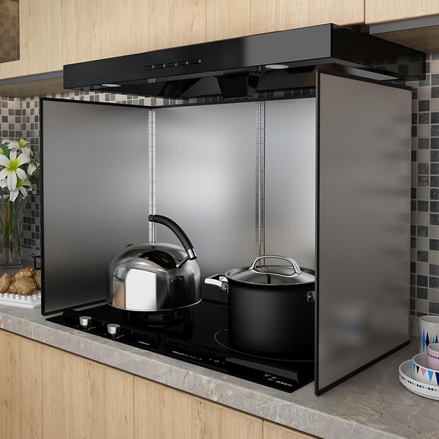 Protection anti-éclaboussures de graisse inox pour cuisiner sereinement en famille