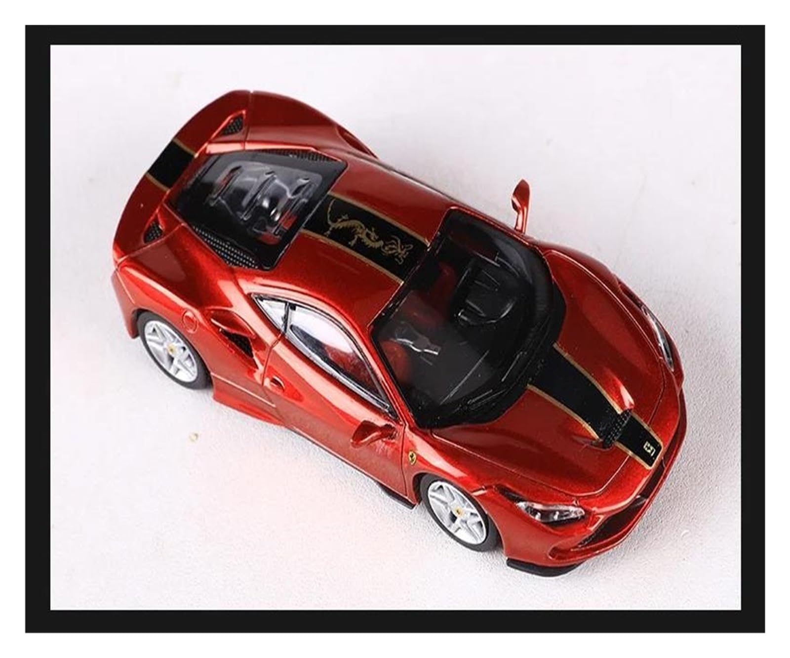 Amazon | 絶妙なカーモデル 1:64 フェラーリ F8 トリブート合金