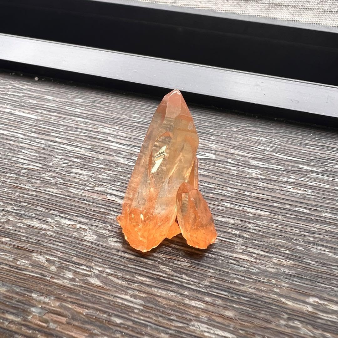 レムリアンシードクリスタルトライアングルゴールデンヒーラー水晶 レムリアンシードクリスタルトライアングルゴールデンヒーラー水晶