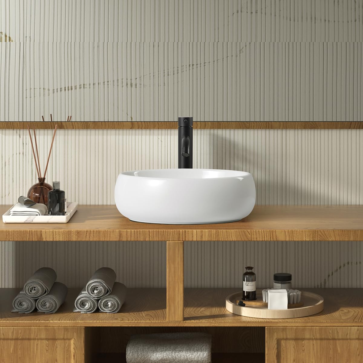 Fregadero ovalado de cerámica de 16 x 11.8 x 5.3 pulgadas, fregadero de baño sobre encimera con grifo y drenaje emergente, diseño curvado suave, duradero y fácil de instalar y limpiar