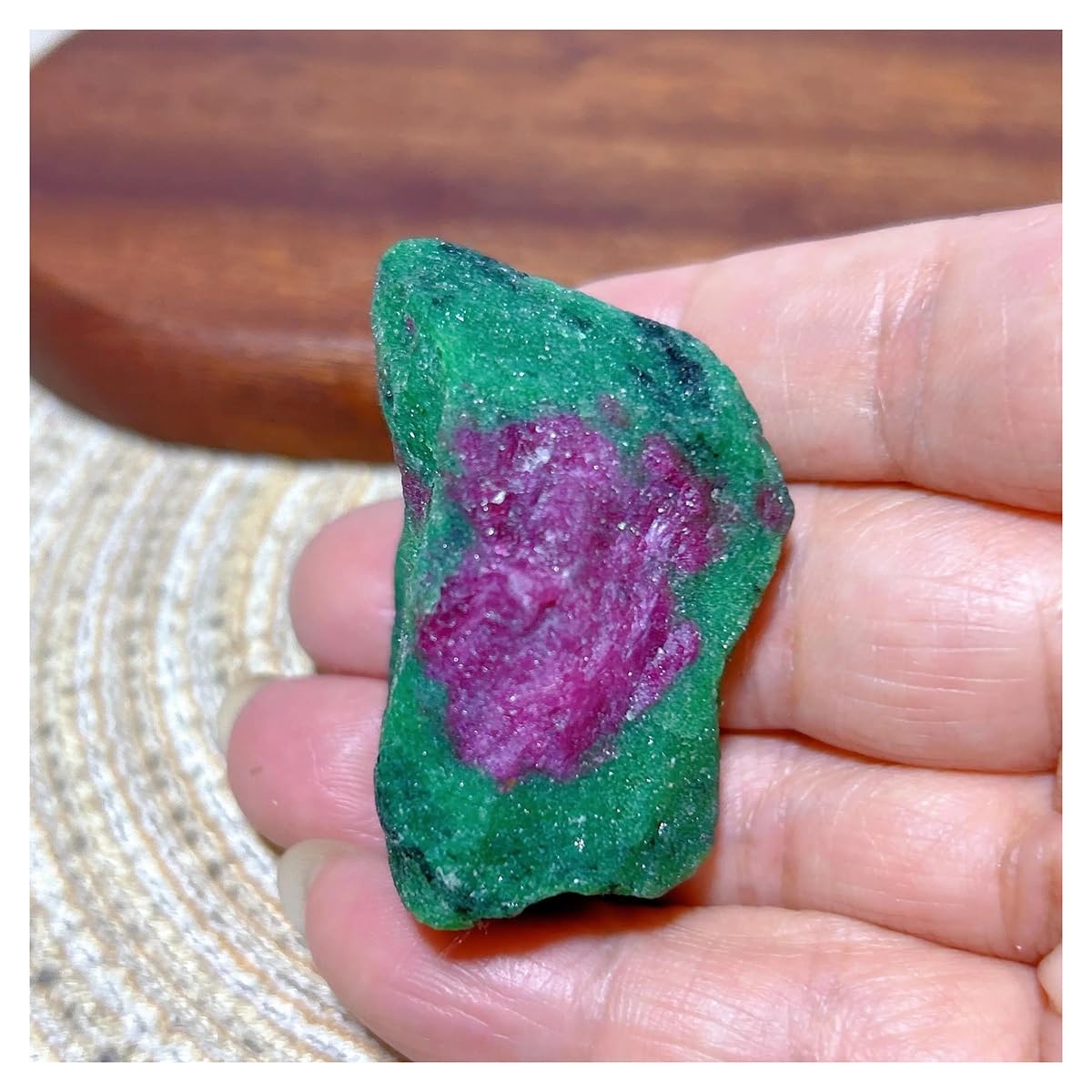 Piedras de cristal contra la decoración monótona LQYXGS muestra natural cruda de 65g