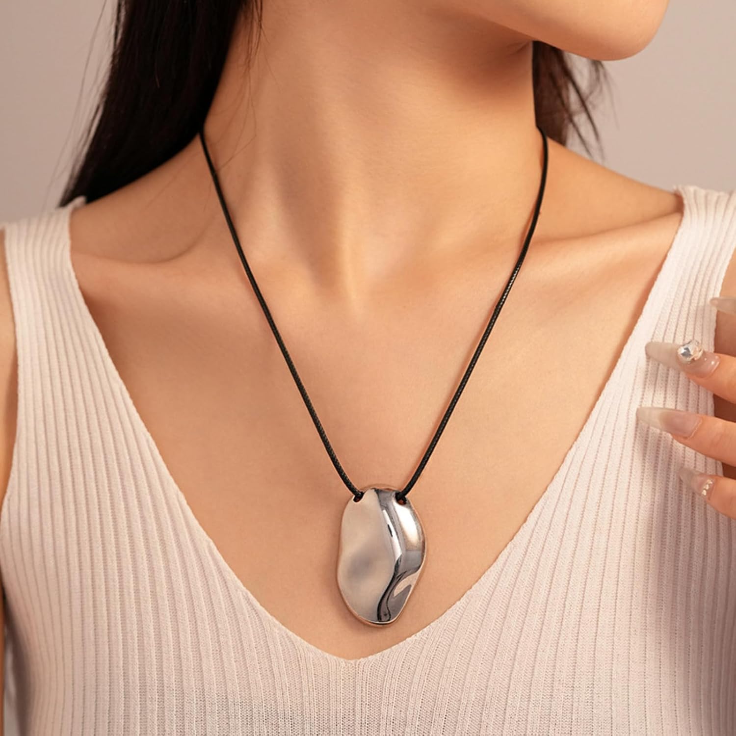 YANCHUN Statement Necklace for Women Chunky Gold Long Leather Necklaces for Women Heart Charm Necklace Boho Jewelry Outfits and Gifts - Image 4