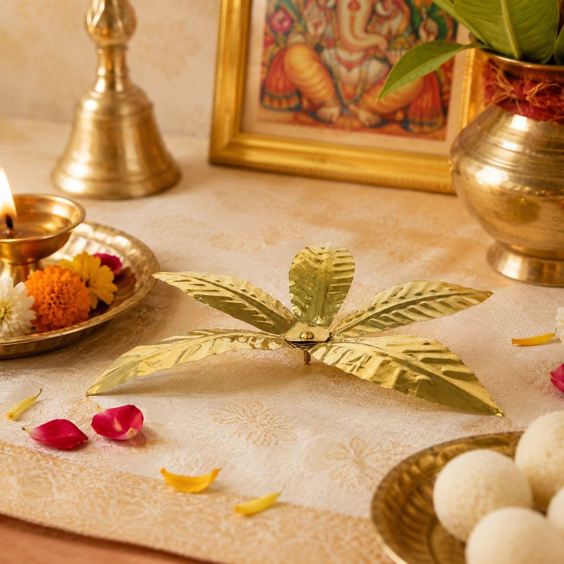 MAYAPURI Pure Brass Amra Pallav for Puja or Original Pital Pooja Aam Patta/Mango Leaves 3.5x3x3.5 inches, For Religious and Worship use, Small Size (Pack of 1)-image-46