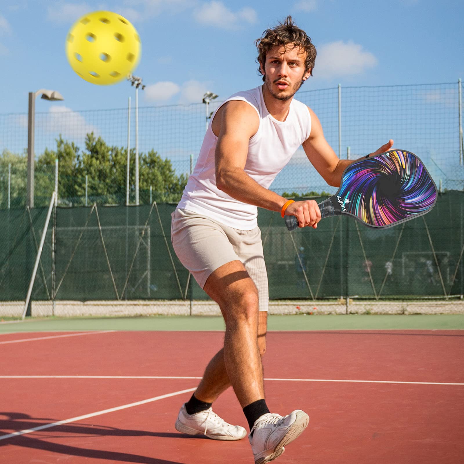 USAPA Pro - Set di 2 racchette da pickleball da pickleball in grafite, leggere, con 1 borsa per il trasporto portatile con 4 palline, per esterni e interni